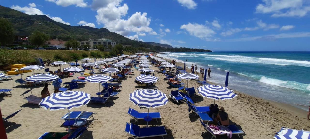 Villa Gaia Hotel Cefalu Exterior photo