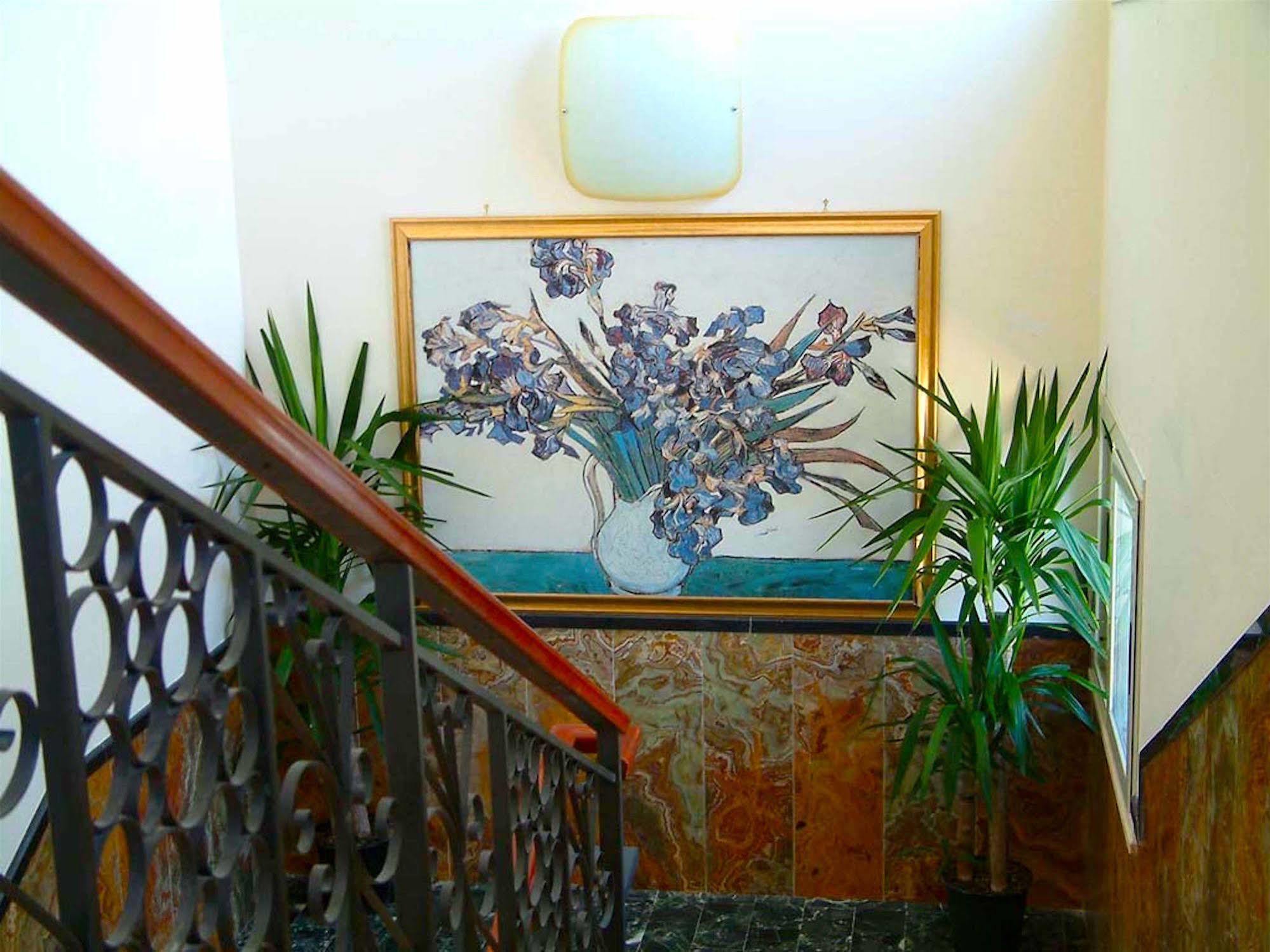 Villa Gaia Hotel Cefalu Exterior photo